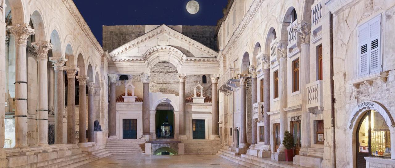 Luxury App Old Town Palace Lejlighed
